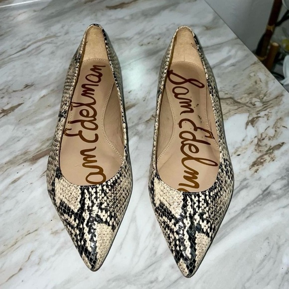 Sam Edelman Shoes - 🖤 Sam Edelman Snake Print Flats 🖤